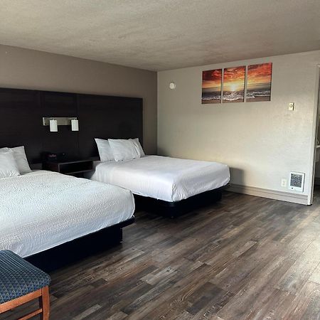 Travelodge By Wyndham Флоренс Экстерьер фото