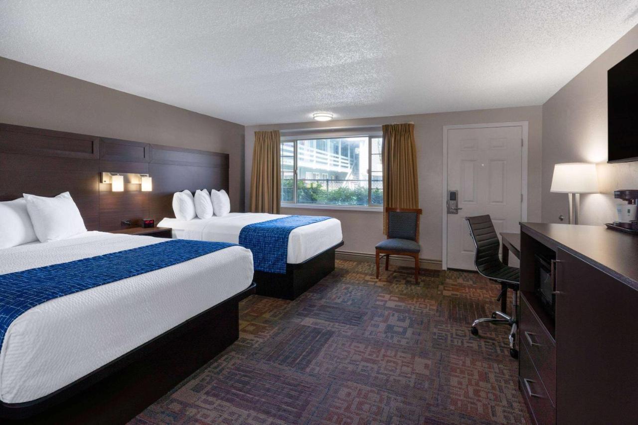 Travelodge By Wyndham Флоренс Экстерьер фото