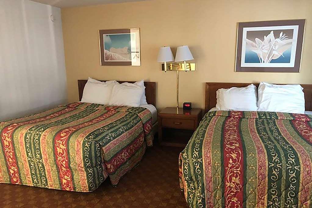 Travelodge By Wyndham Флоренс Номер фото